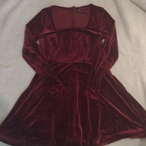 Shein velvet dress size medium